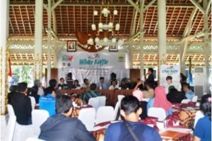 Sejumlah musisi Bandung saat memberikan keterangan terkait perhelatan Bandung Pasti Asyiik.